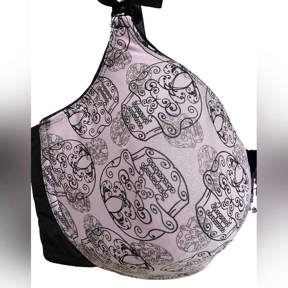 Torrid Black and Pink Sugar Skull Bra size 40DDD - Picture 3 of 6